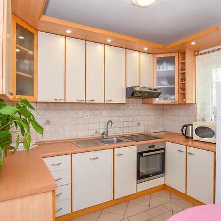 Apartmani Marija Ljubica Pag Town Buitenkant foto