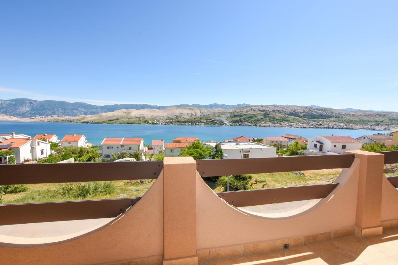 Apartmani Marija Ljubica Pag Town Buitenkant foto
