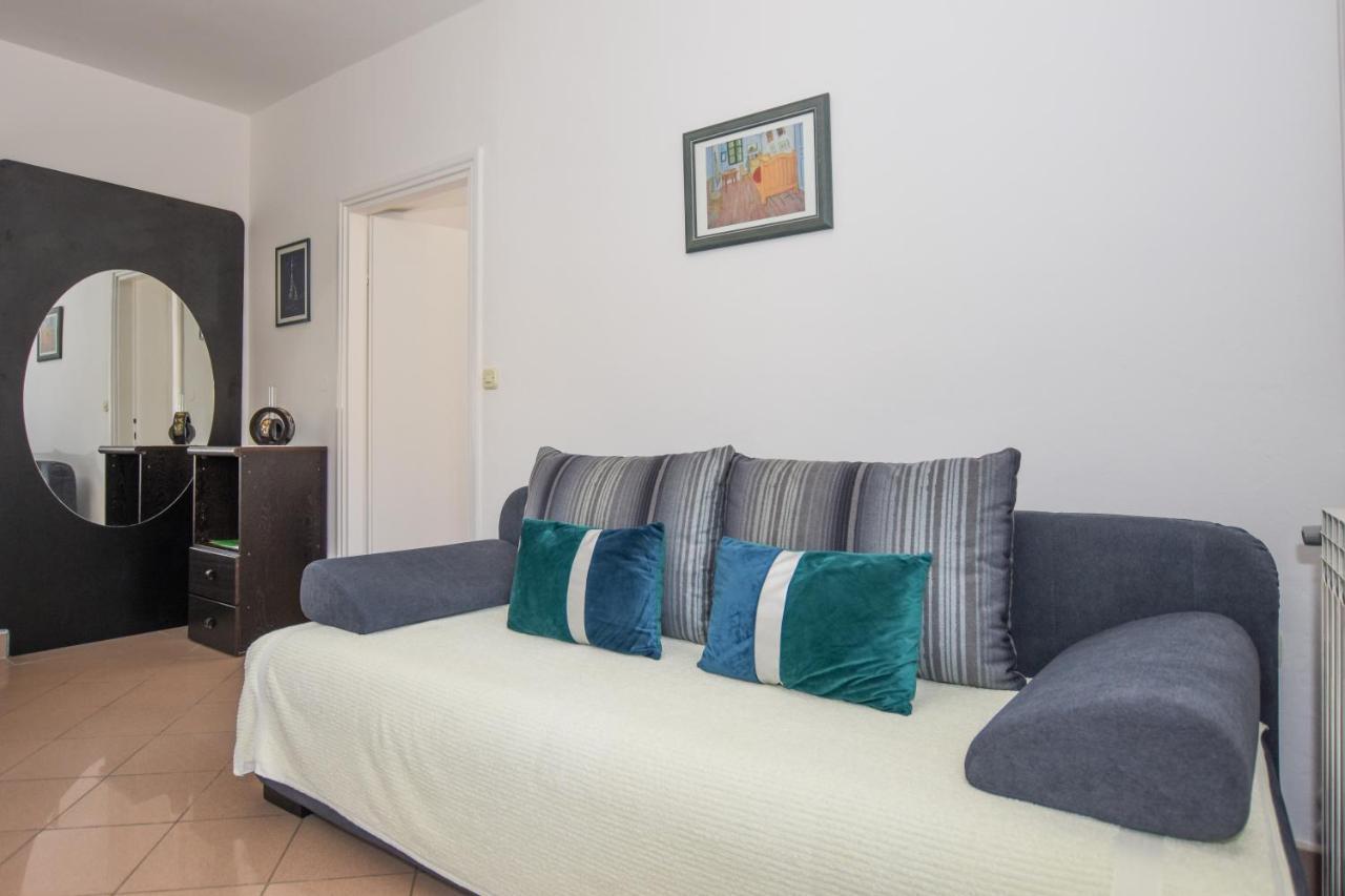 Apartmani Marija Ljubica Pag Town Buitenkant foto