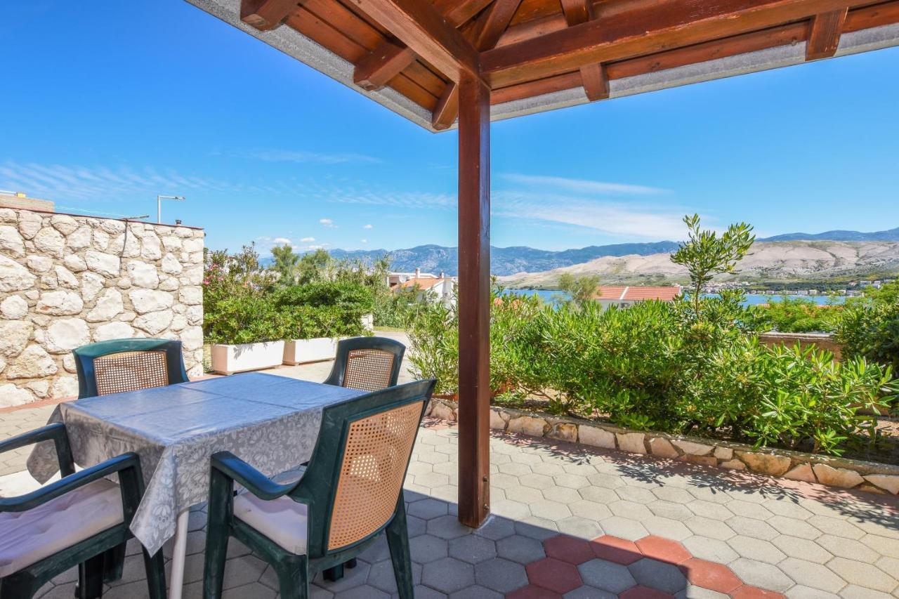 Apartmani Marija Ljubica Pag Town Buitenkant foto