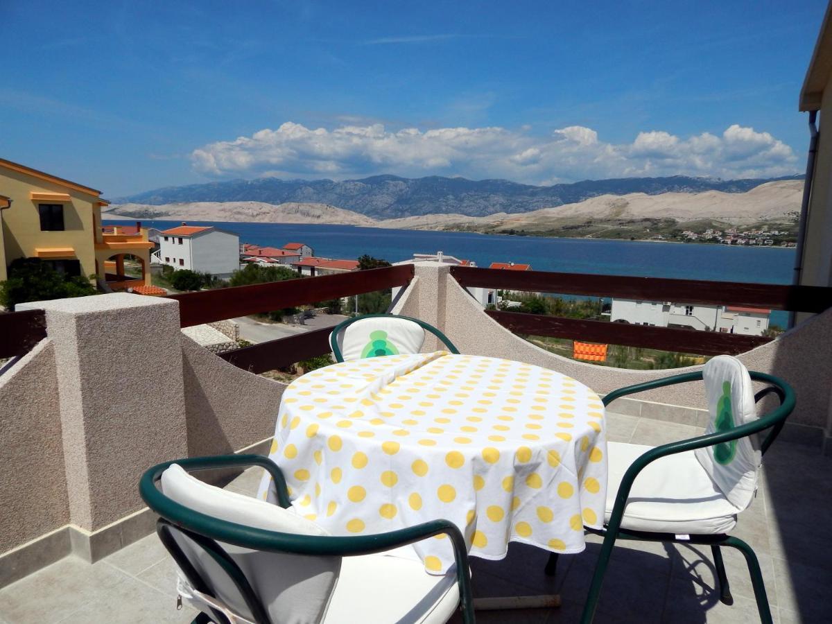 Apartmani Marija Ljubica Pag Town Buitenkant foto