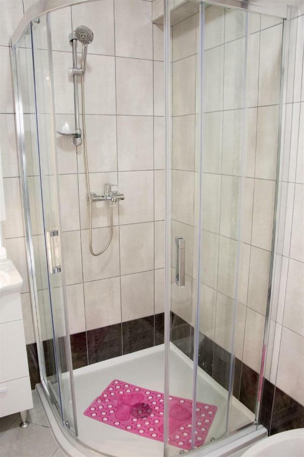 Apartmani Marija Ljubica Pag Town Buitenkant foto