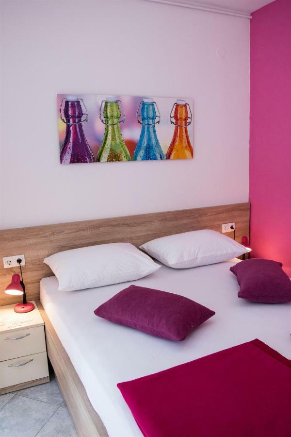 Apartmani Marija Ljubica Pag Town Buitenkant foto