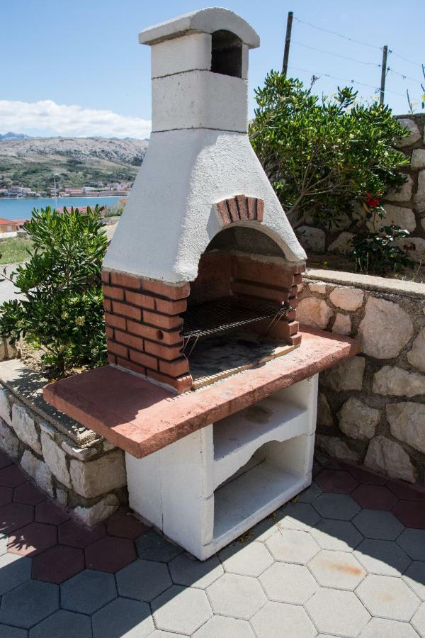 Apartmani Marija Ljubica Pag Town Buitenkant foto