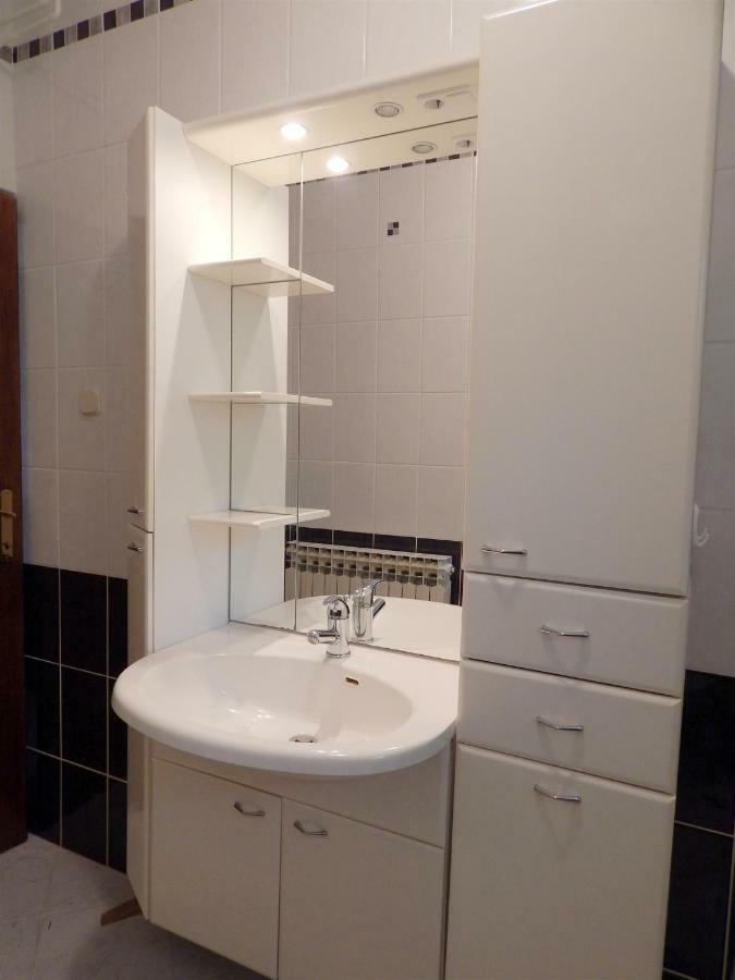 Apartmani Marija Ljubica Pag Town Buitenkant foto